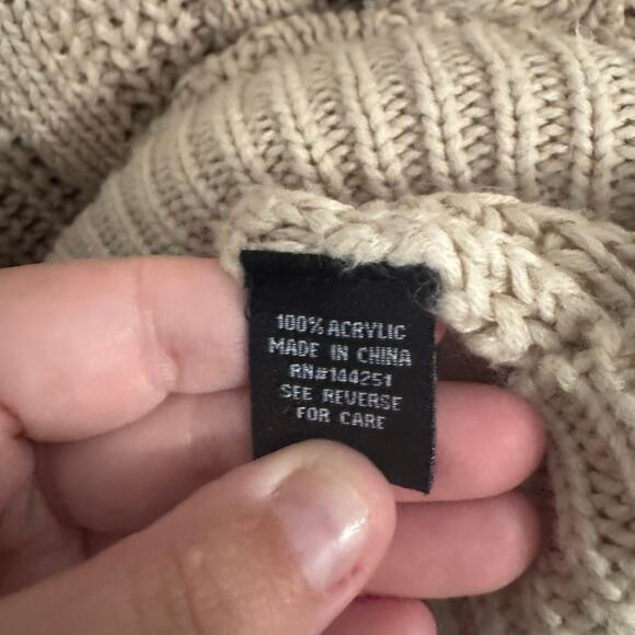 moon & madison Classic Cable Knit Turtleneck Sweater Women's Size Large Beige - Picture 6 of 10